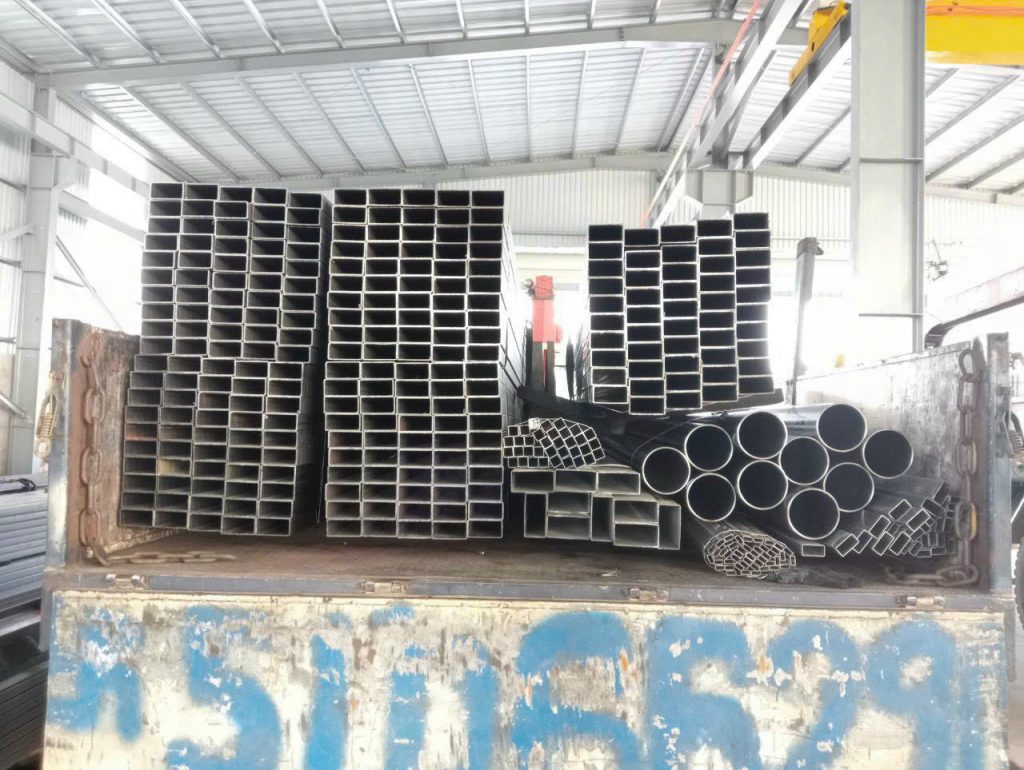 Thép Hộp 20x40x3ly