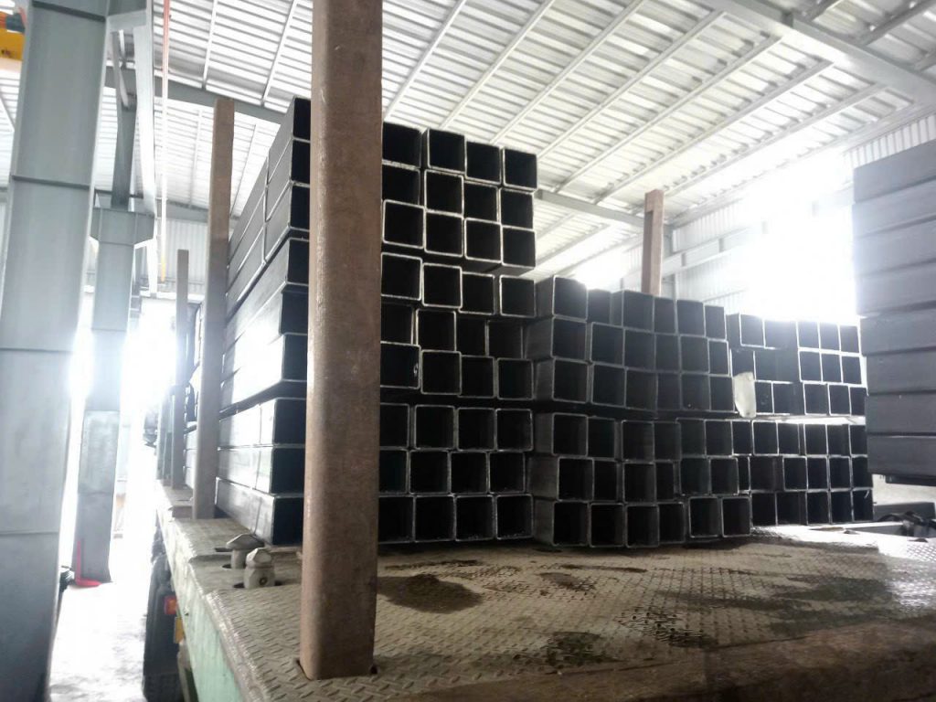 Thép Hộp 160x160x6mm