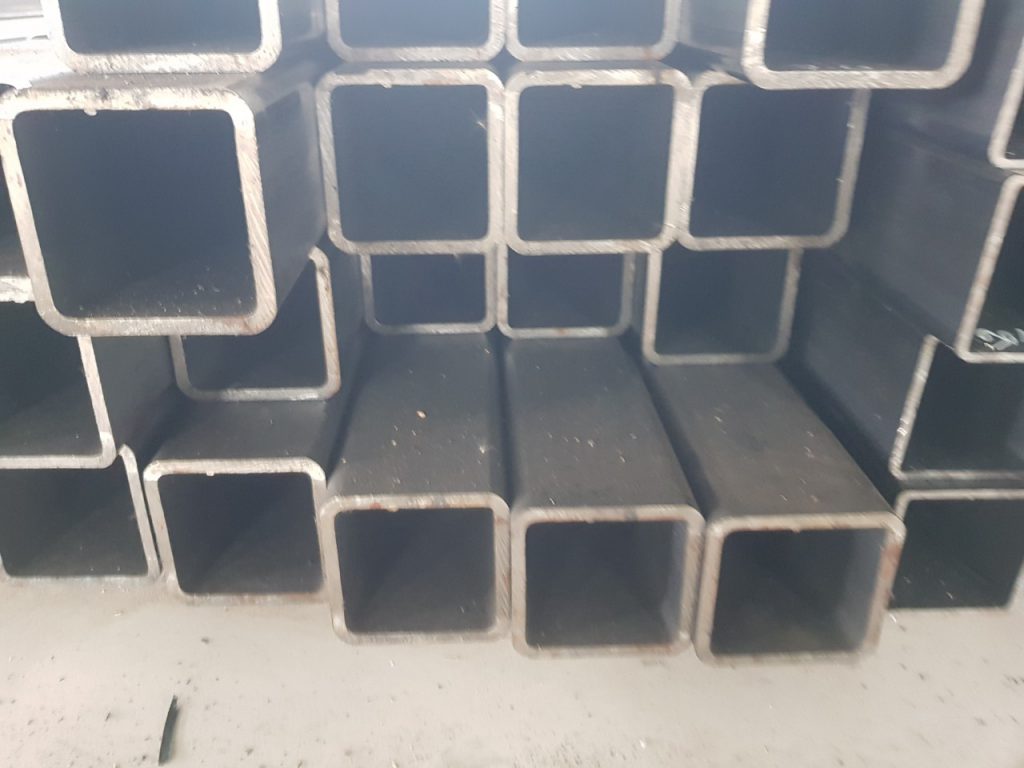 Thép Hộp Vuông 140x140x8mm