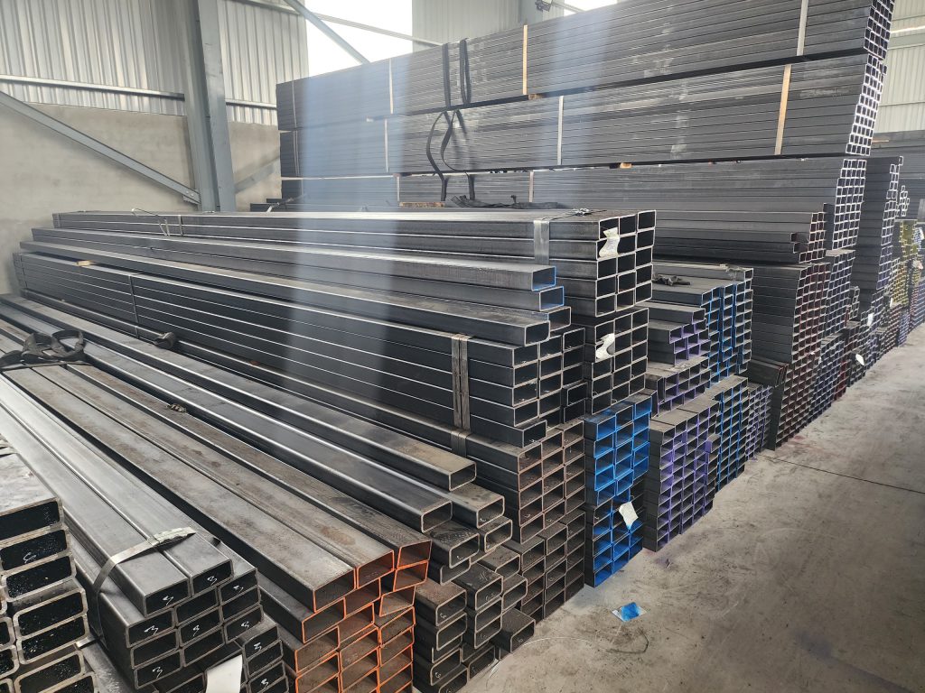 Thép Hộp đen 200