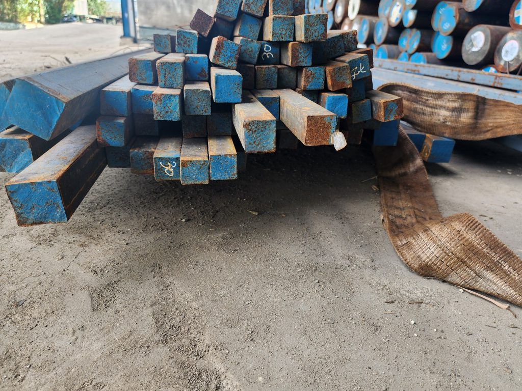 Thép Vuông Đặc 30x30